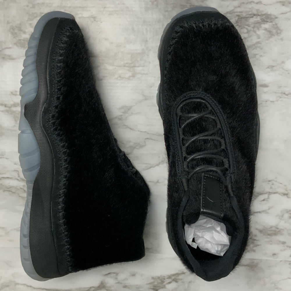 Jordan Future | “Night Maroon” | 8 | Pony-hair |